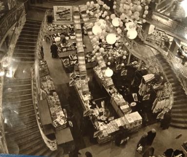 warenhaeuser_innendekoration01_100131_bezirksmuseum07 Objekt-Nr. 100131, Innendekoration 01